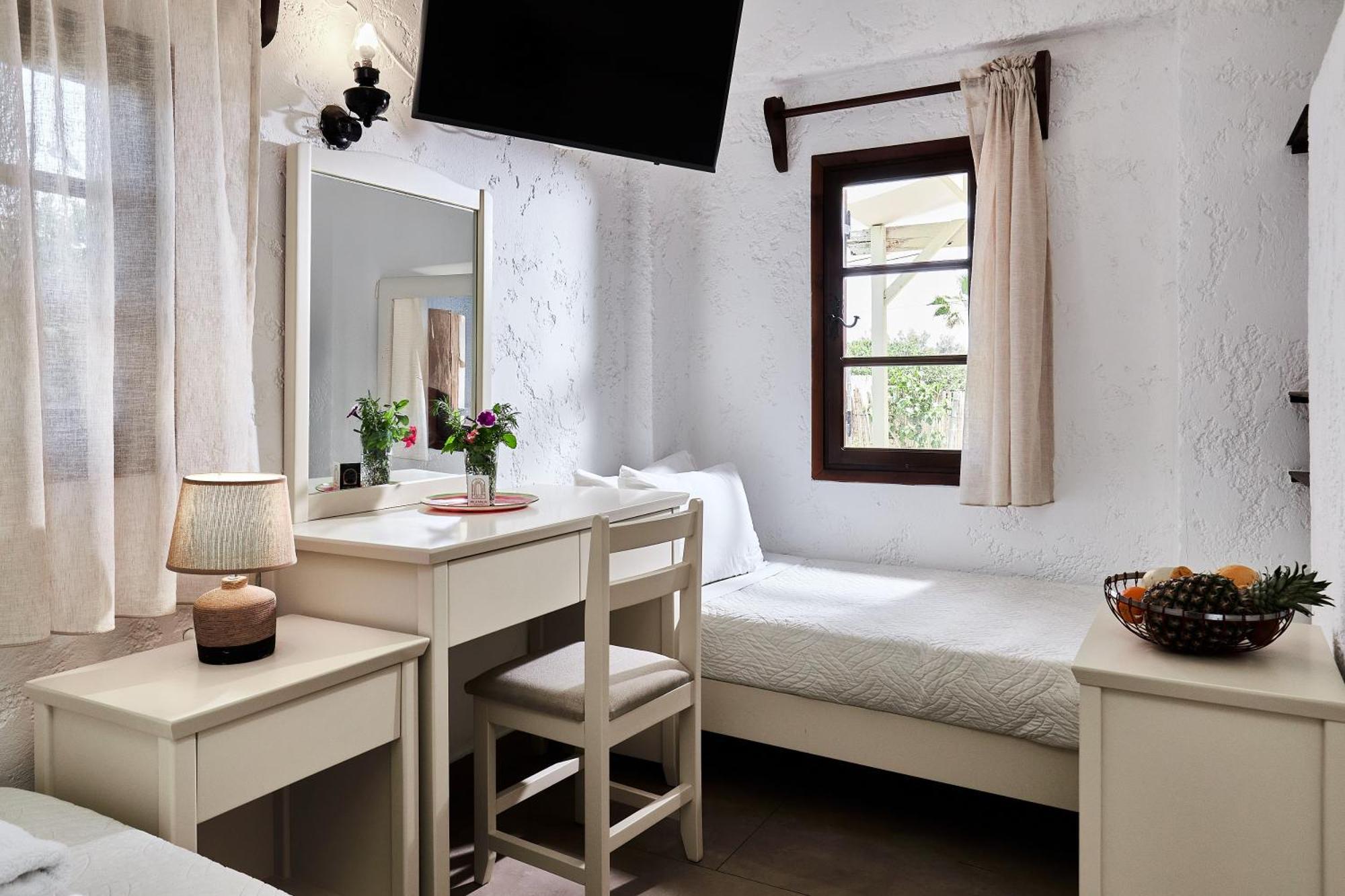 Mila Malia Studios Hotel Luaran gambar