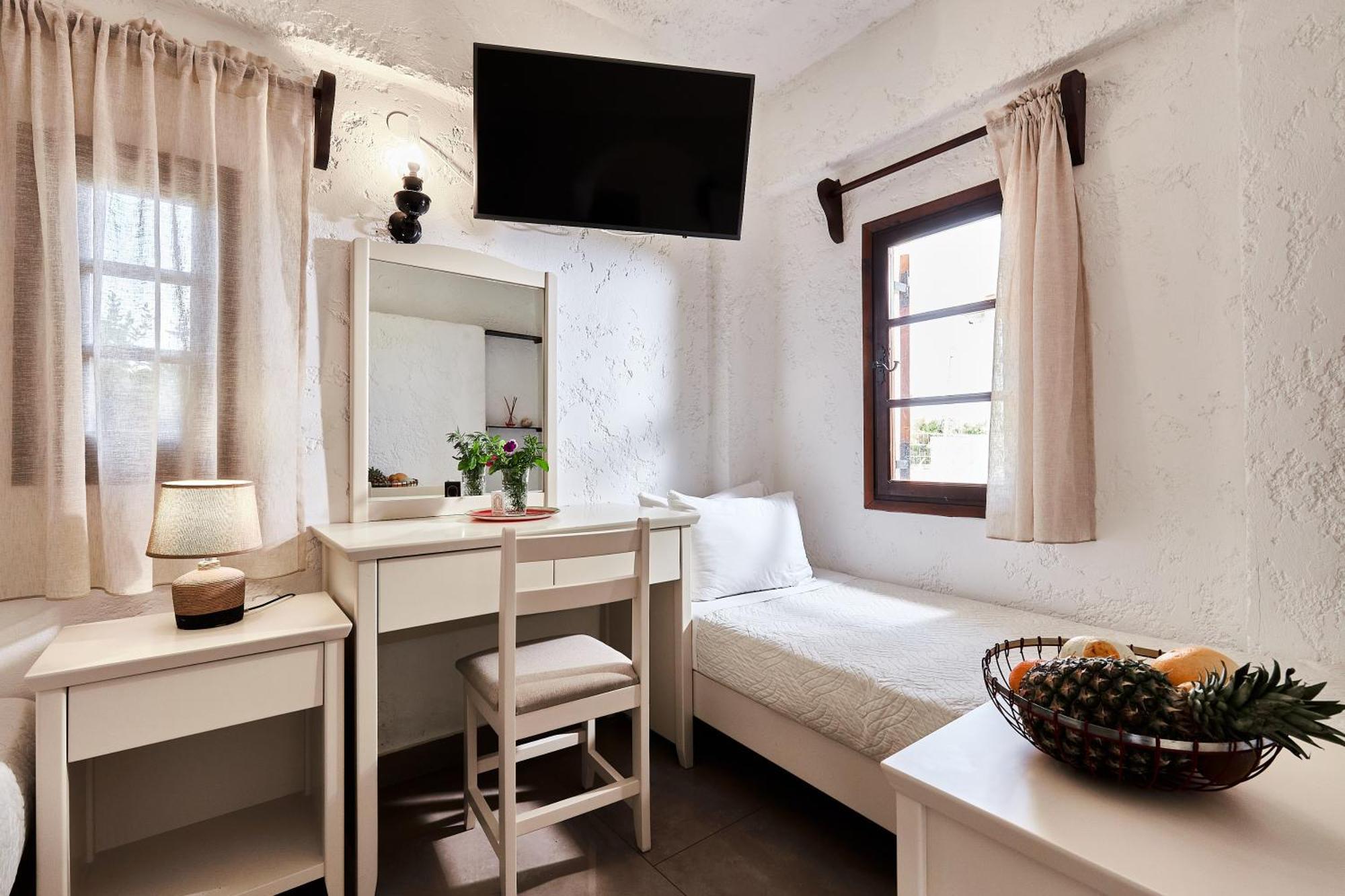 Mila Malia Studios Hotel Luaran gambar