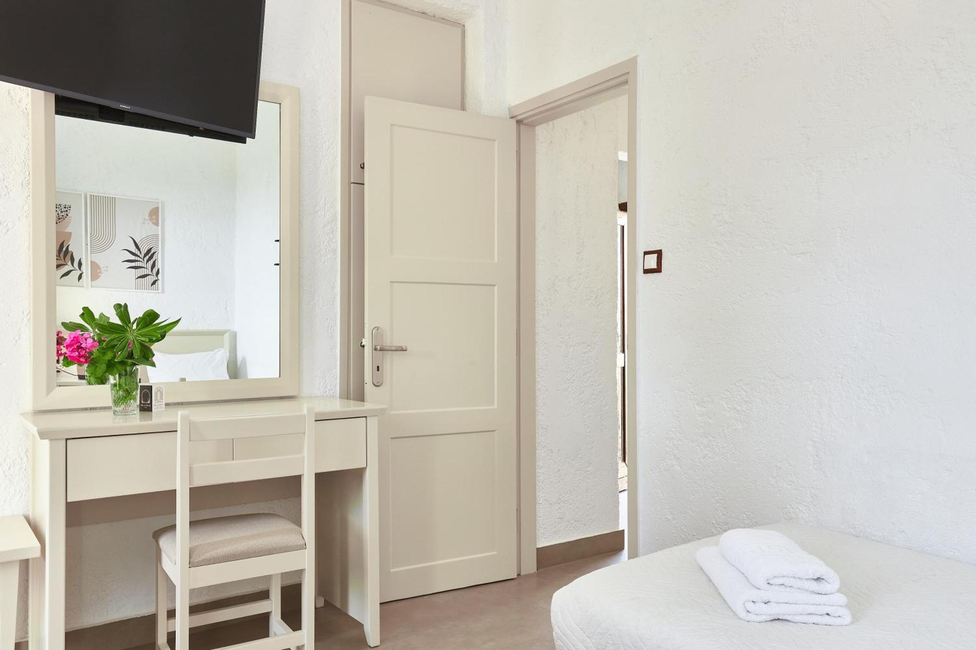 Mila Malia Studios Hotel Luaran gambar